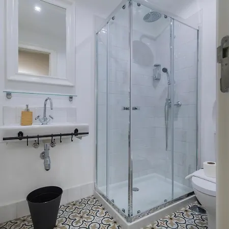 Lovelystay - Charming Douradoures I Lisbona