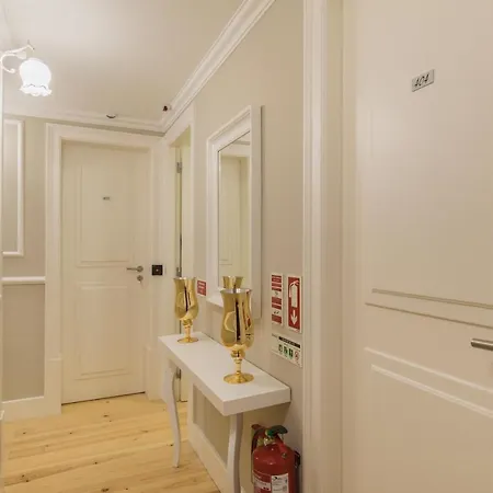 Lovelystay - Charming Douradoures I