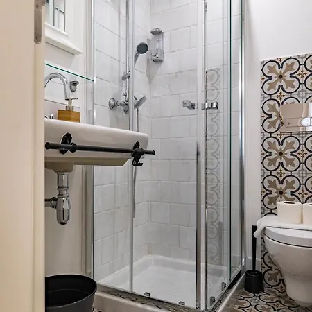 Lovelystay - Charming Douradoures I